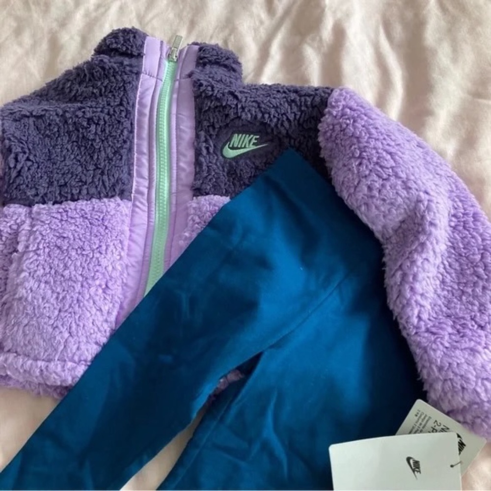 Nike Super Warm Winter Jacker Fluffy Purple leggings set 6247 - Picture 6 of 7